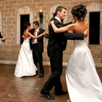 12-Classic-Karaoke-Songs Un Trono De Ilusiones | Emilio Galvez Playback hier kaufen